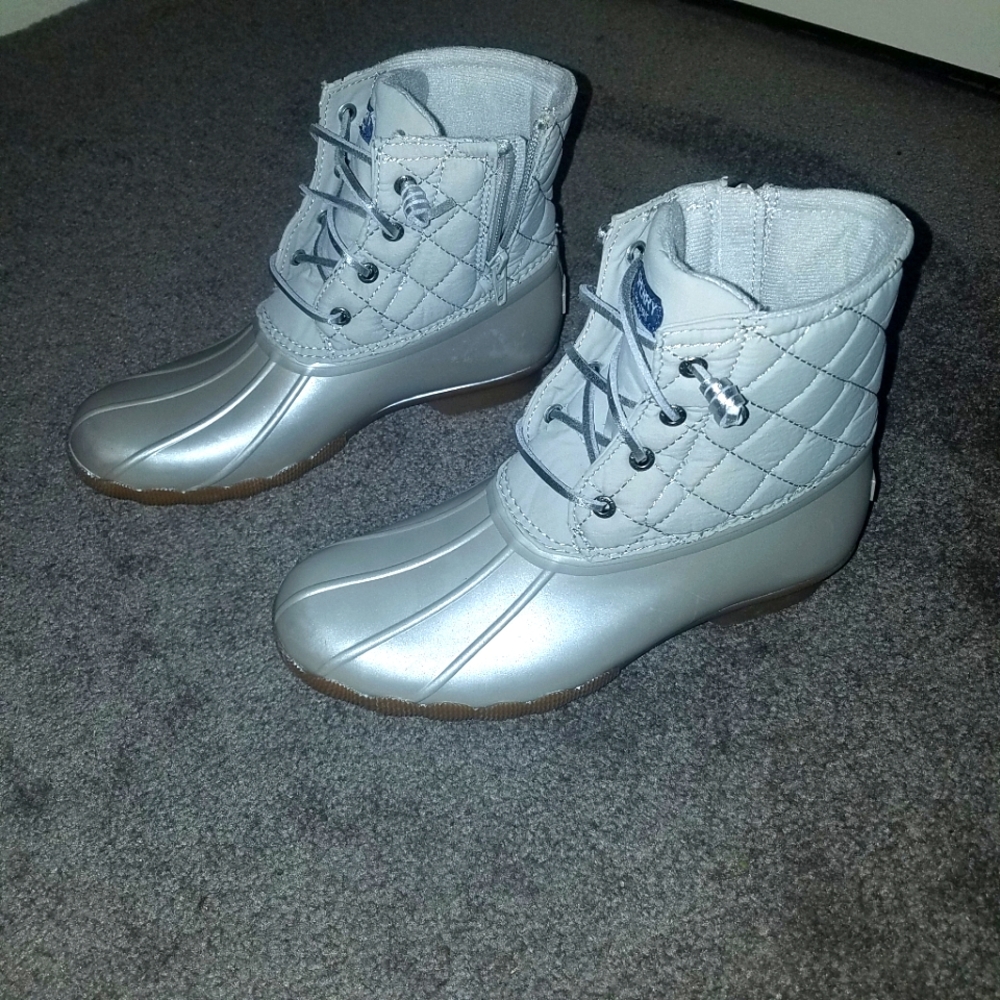 Sperry Top-Sider Girls Saltwater Boots Size 4M.